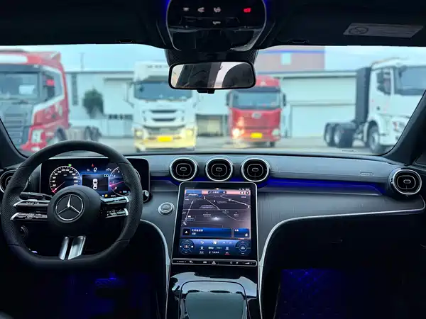 Mercedes-Benz C-Class 2022