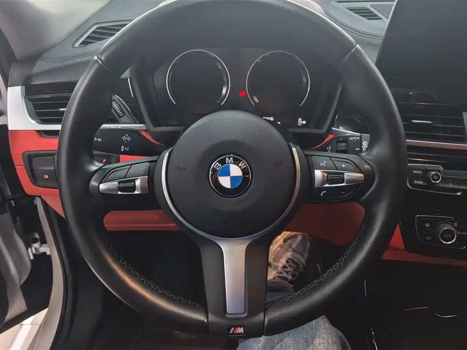 BMW X2 2022 — фото 15