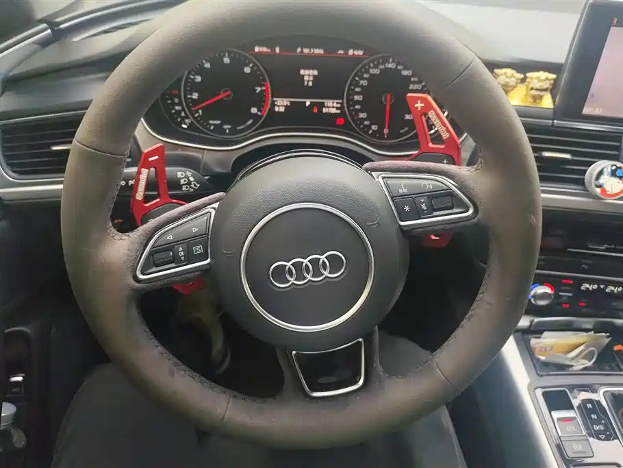 Audi A6 2017 — фото 15