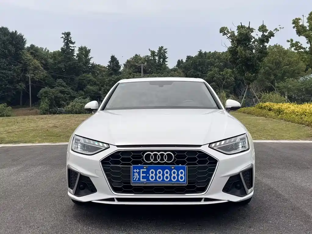 Audi A4L 2020 — фото 2