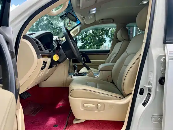 Toyota Land Cruiser 2018