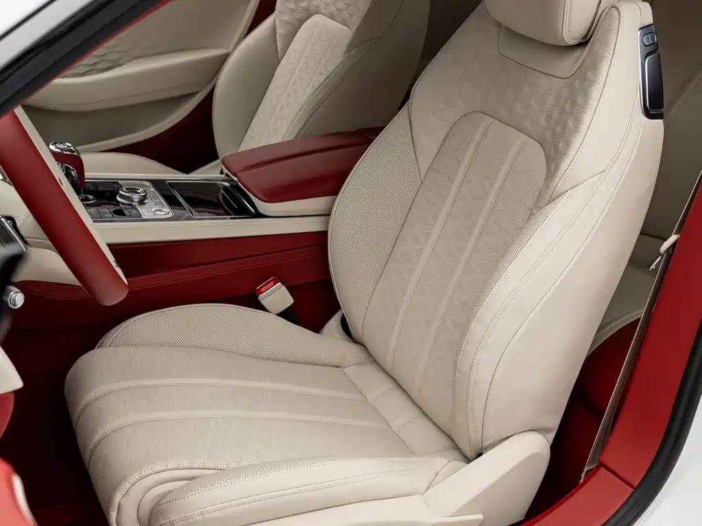 Bentley Continental PHEV 2025 — фото 15