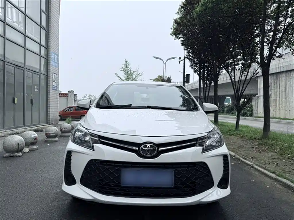 Toyota Vios FS 2021 — фото 25