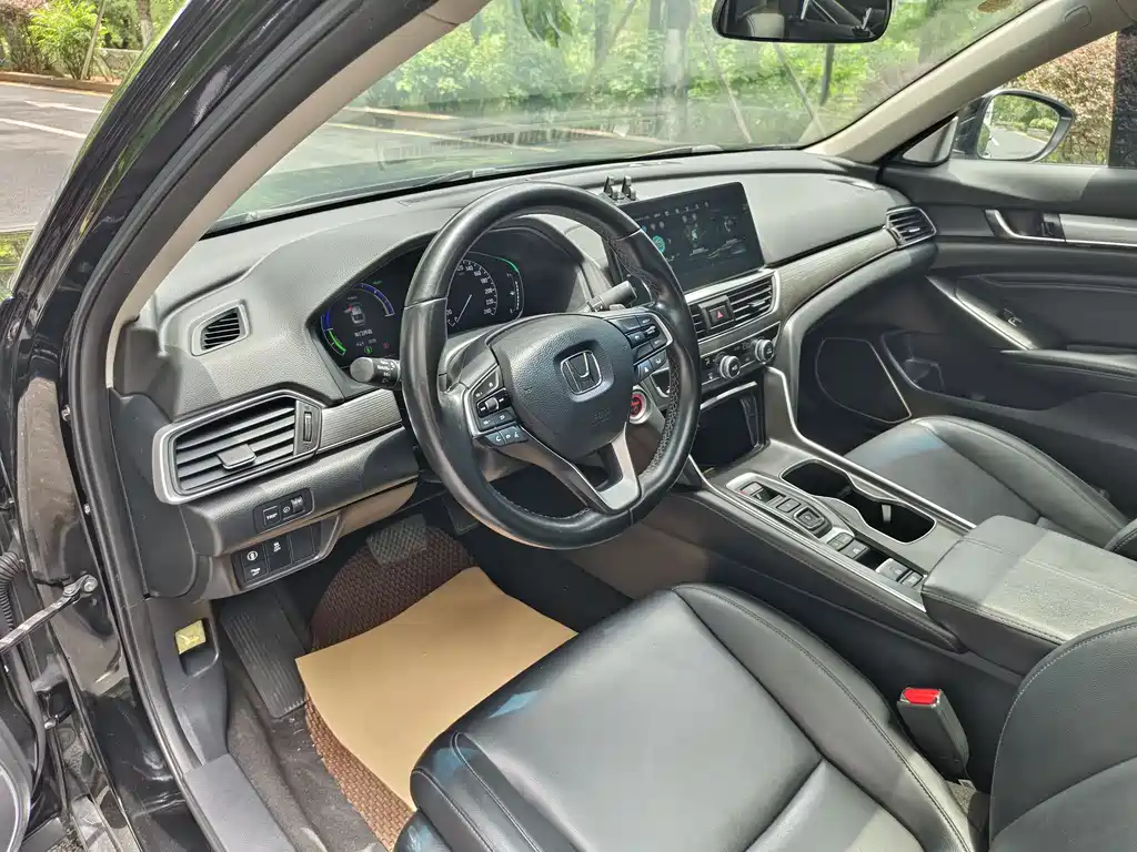 Honda Accord 2023 — фото 17