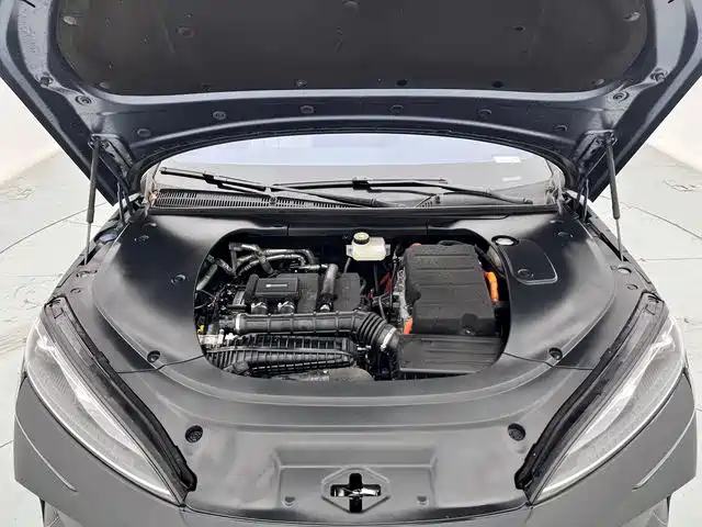 BYD Seal 07 DM-i 2025 — фото 27