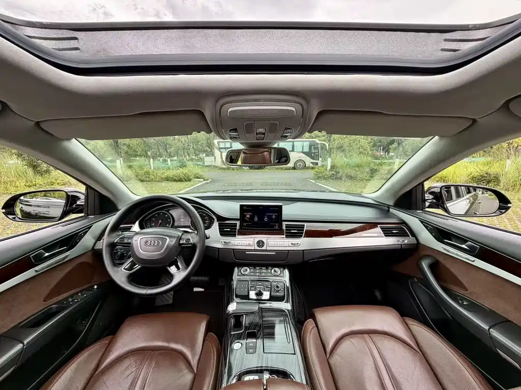 Audi A8 2013