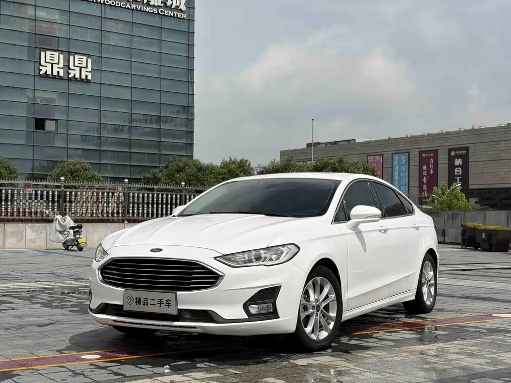 Ford Mondeo 2021 — фото 1