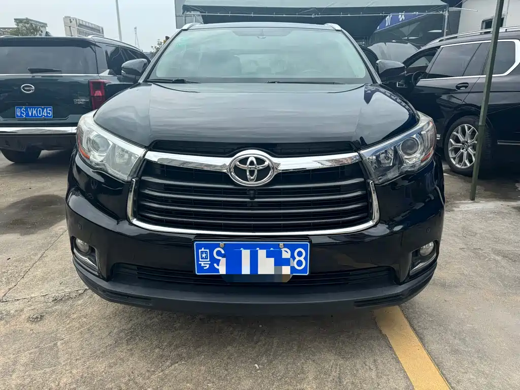 Toyota Highlander 2017 — фото 2