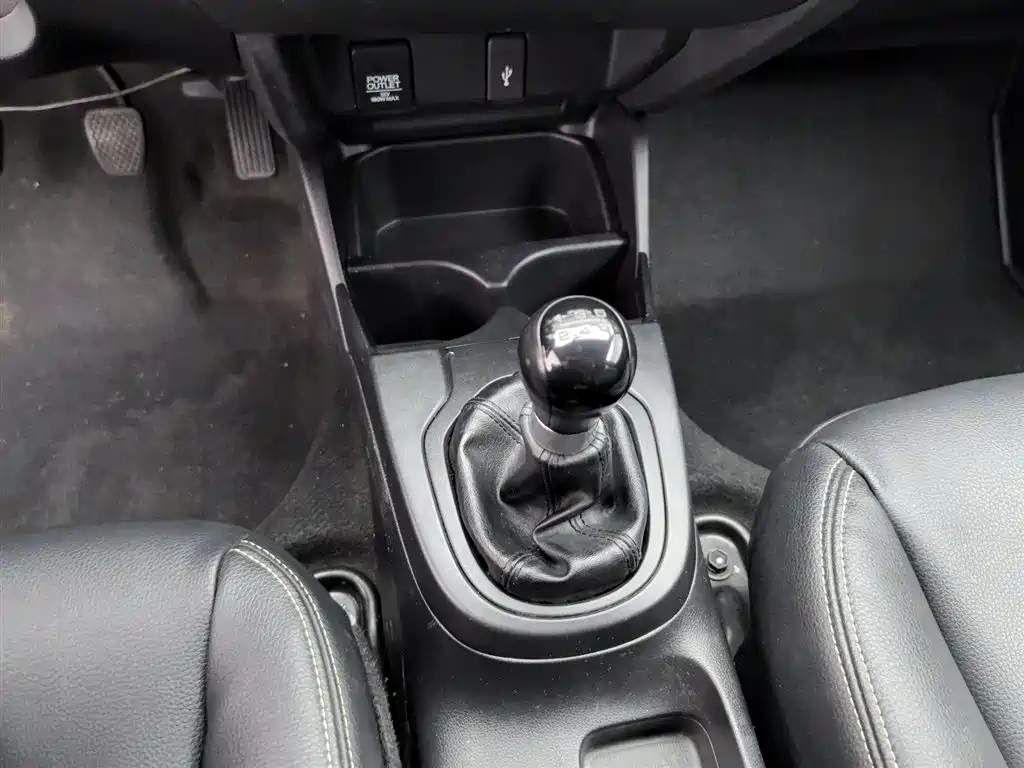 Honda Fit 2015 — фото 13