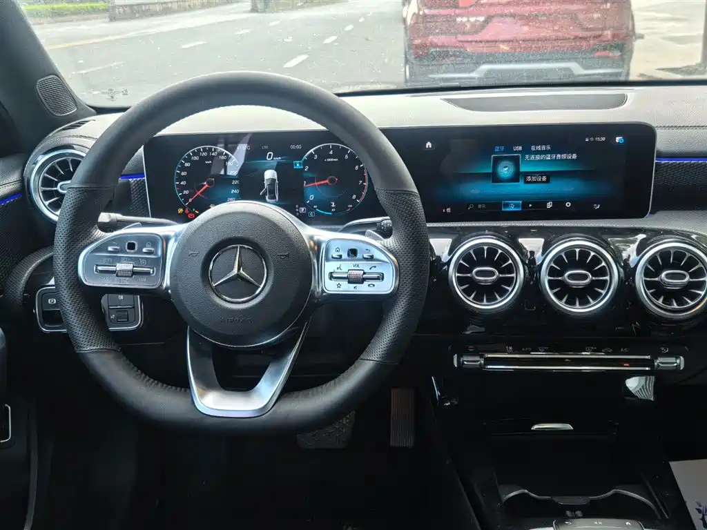 Mercedes-Benz A-Class 2019 — фото 4