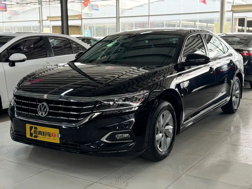 Volkswagen Passat 2020 — фото 1