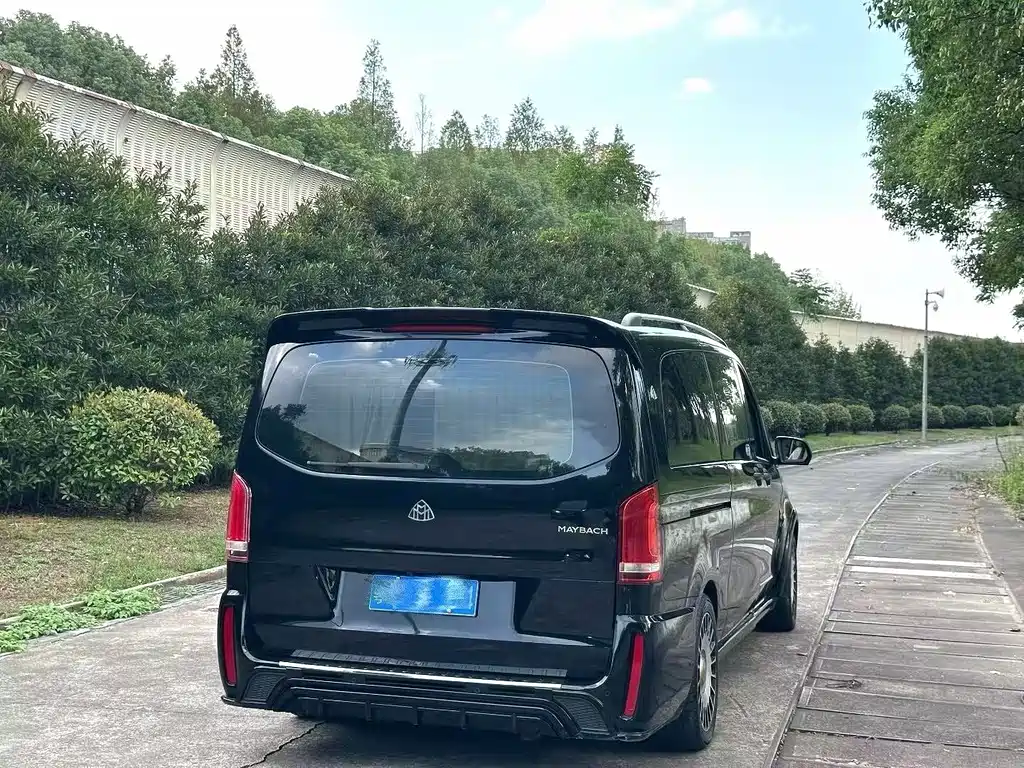 Mercedes-Benz Vito 2022 — фото 9