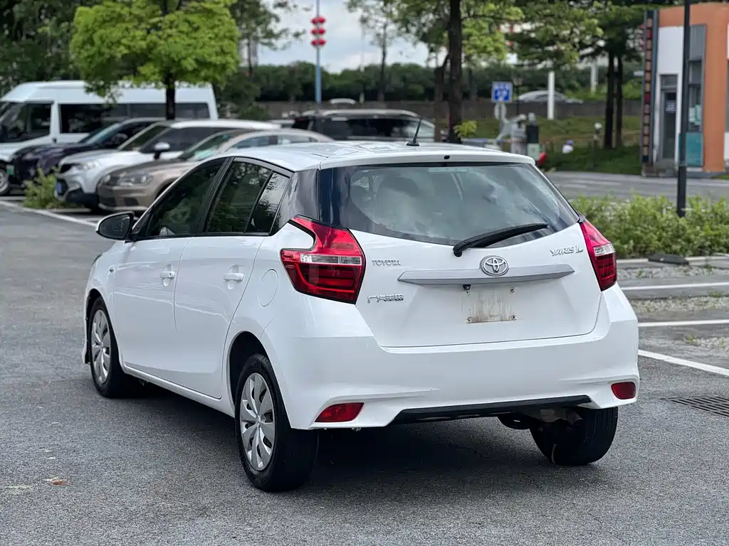Toyota Yaris L 2017