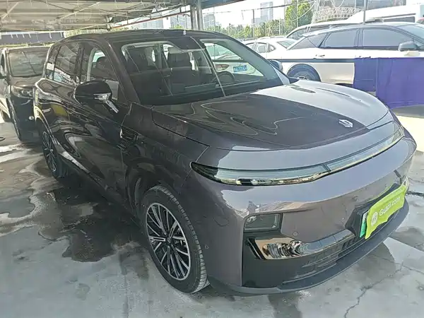 Leapmotor B10 2025