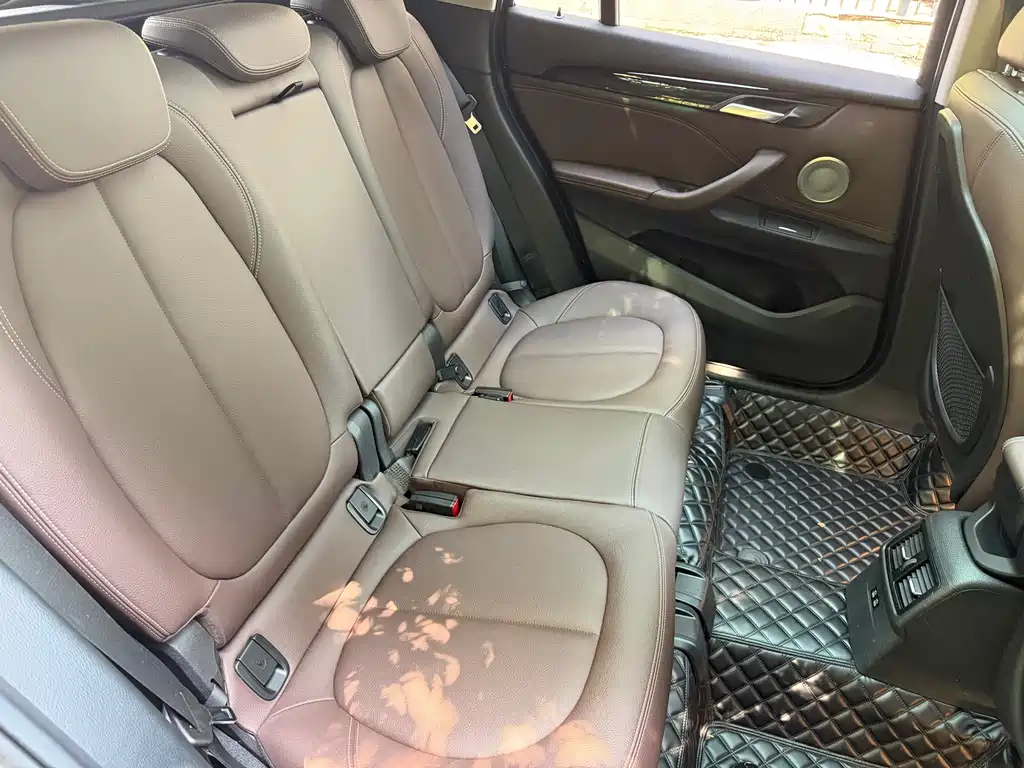 BMW X1 2021 — фото 13