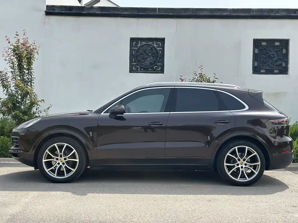 Porsche Cayenne 2021 — фото 14