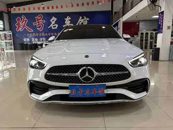 Mercedes-Benz C-Class 2024