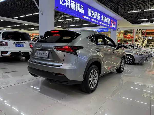 Lexus NX 2016