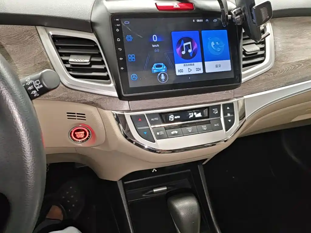 Honda Jade 2018 — фото 13