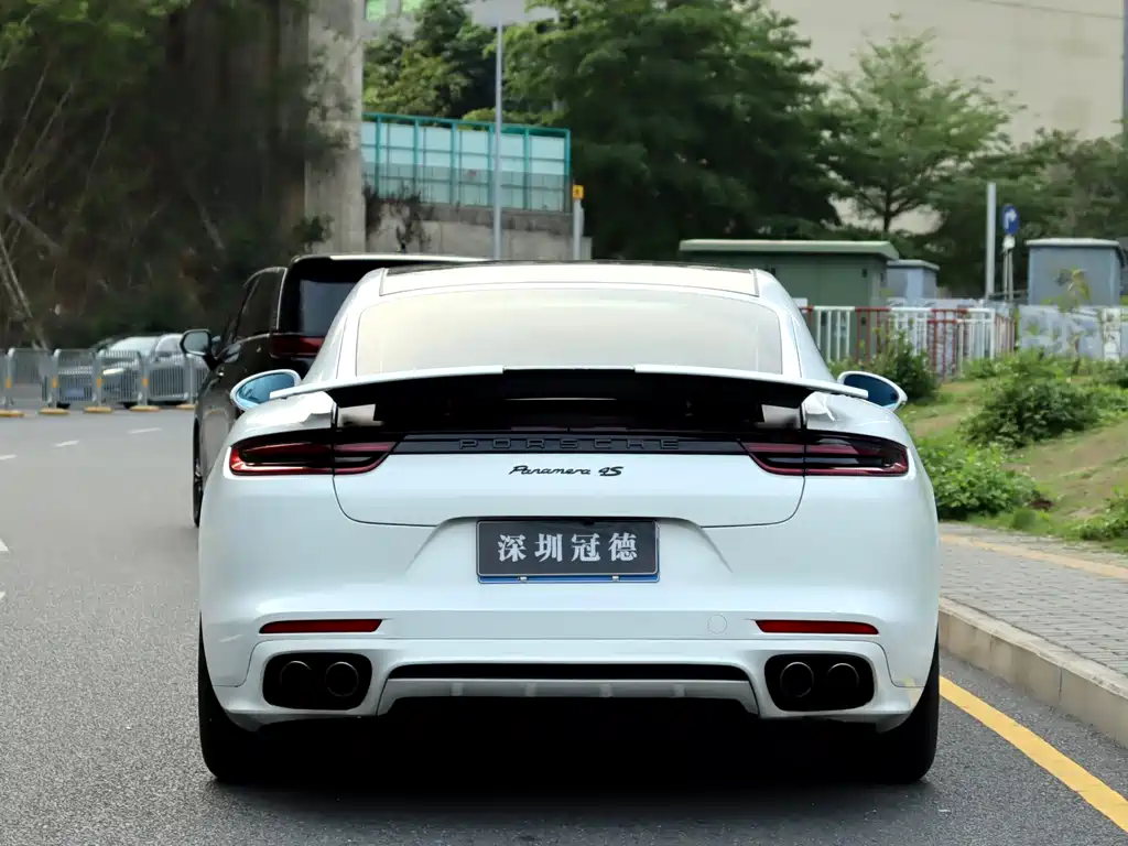 Porsche Panamera 2018