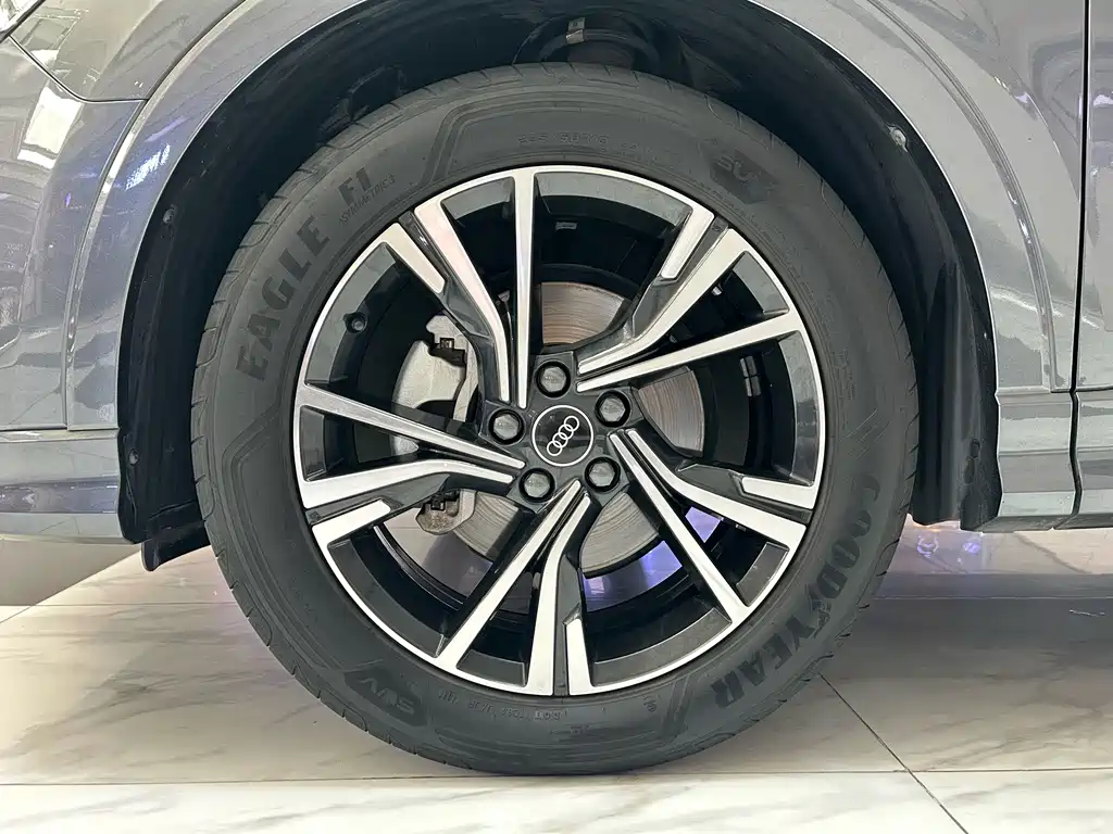 Audi Q3 Sportback 2022 — фото 16