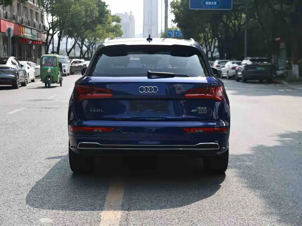 Audi Q5L 2018 — фото 6