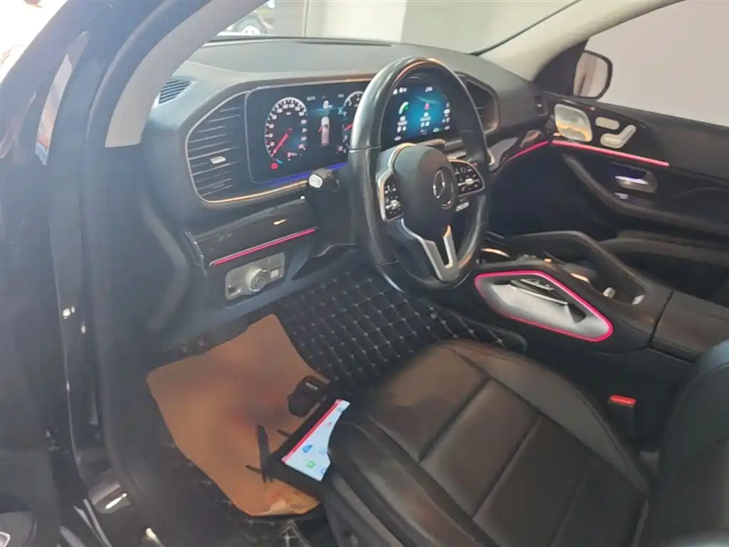 Mercedes-Benz GLE 2020 — фото 16