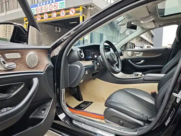 Mercedes-Benz E-Class 2018