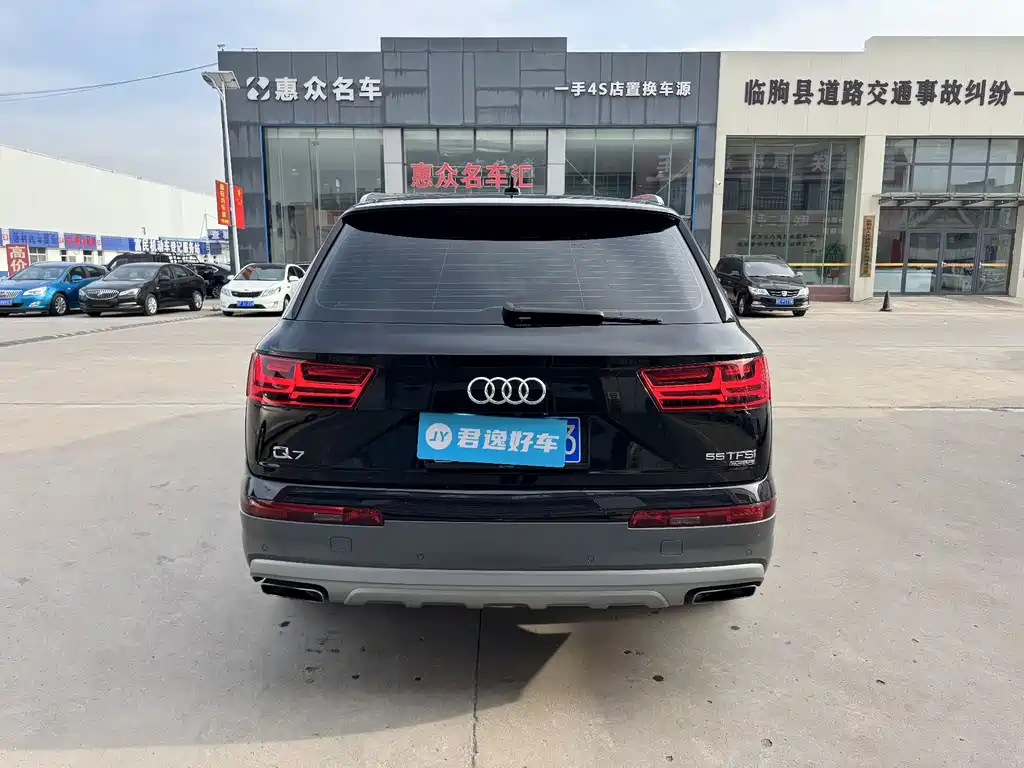 Audi Q7 2018 — фото 5