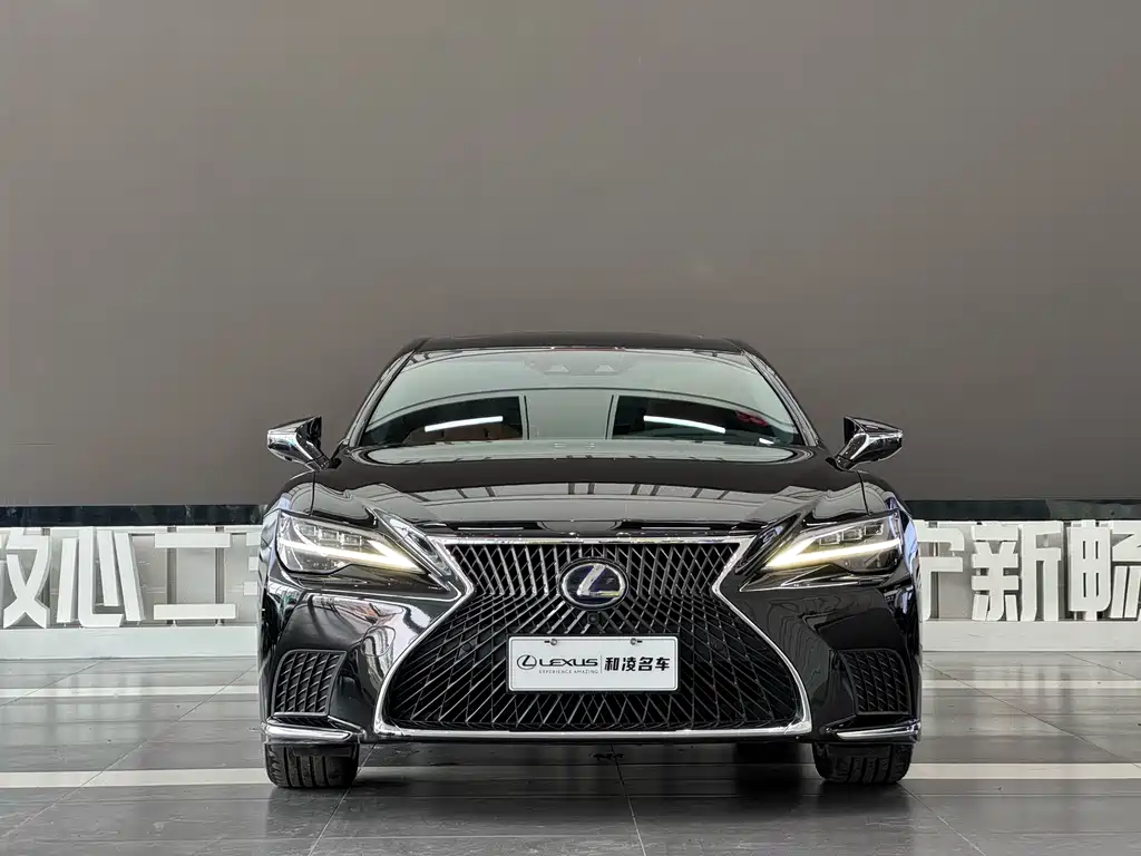Lexus LS 2021 — фото 2