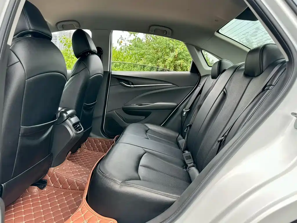 Buick Excelle 2021