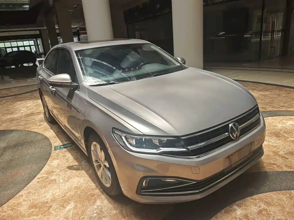 Volkswagen Bora 2021