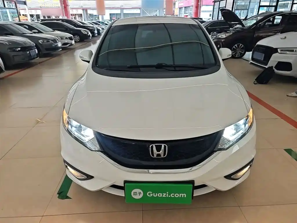 Honda Jade 2016 — фото 3