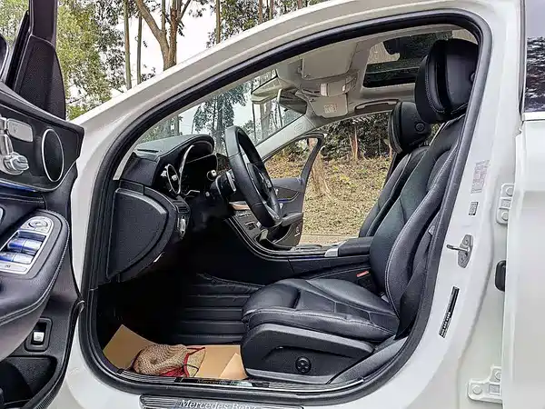 Mercedes-Benz C-Class 2020