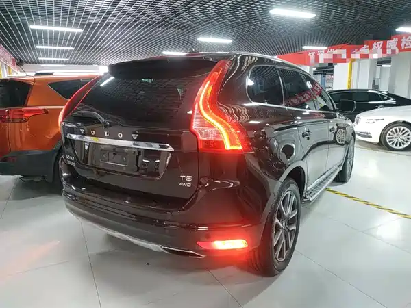 Volvo XC60 2017