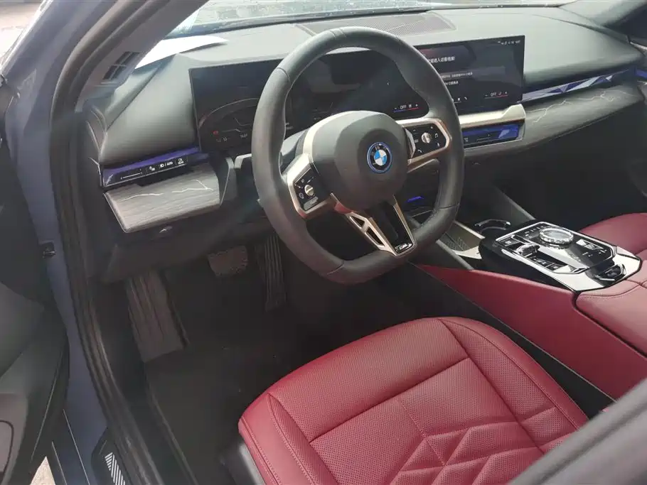 BMW i5 2024 — фото 12