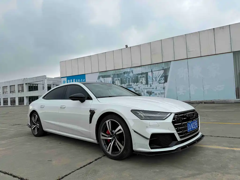 Audi A7L 2023 — фото 3