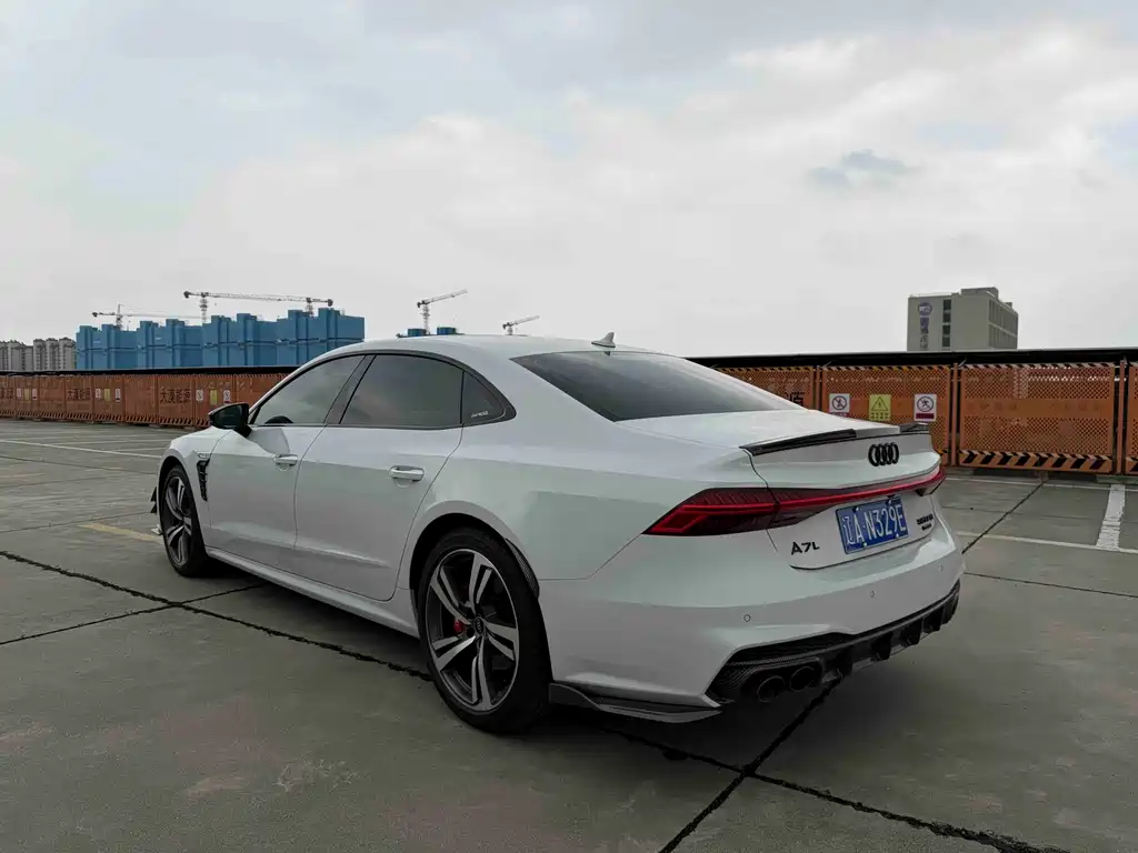 Audi A7L 2023 — фото 7