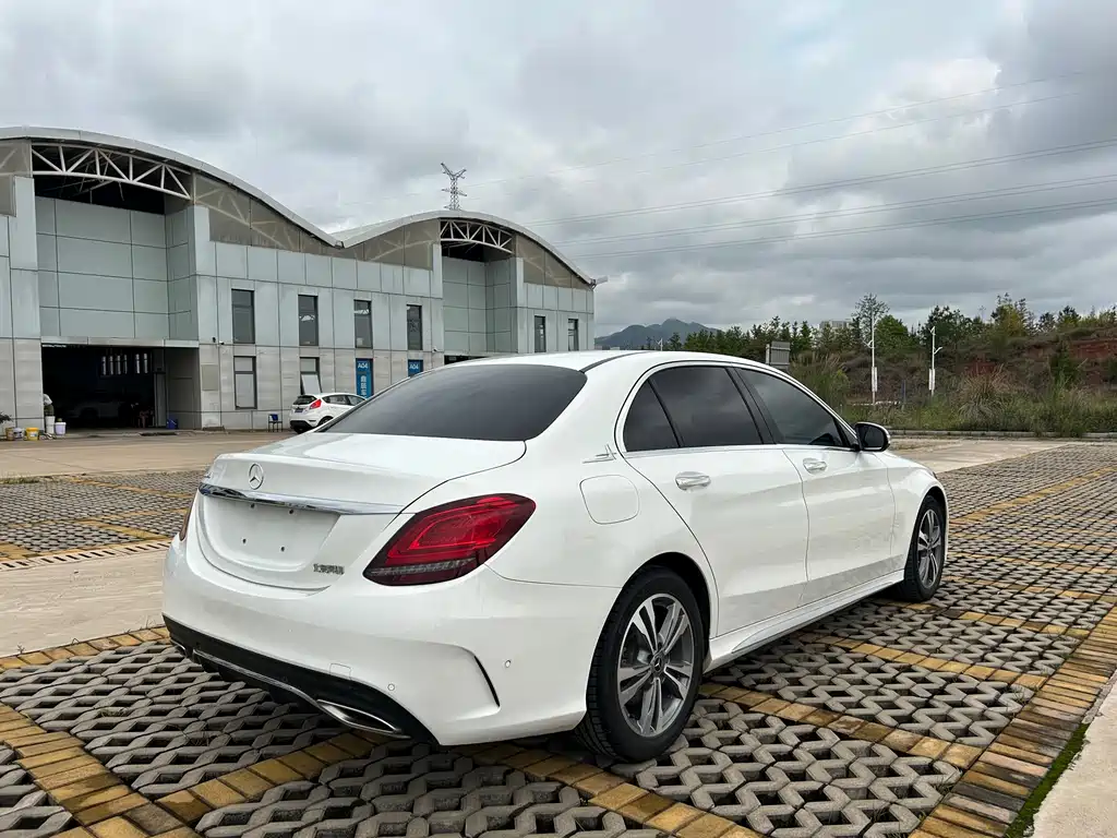 Mercedes-Benz C-Class 2020 — фото 6