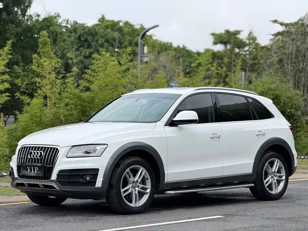 Audi Q5 2018 — фото 1