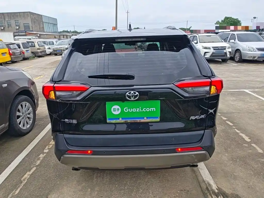 Toyota RAV4 2024