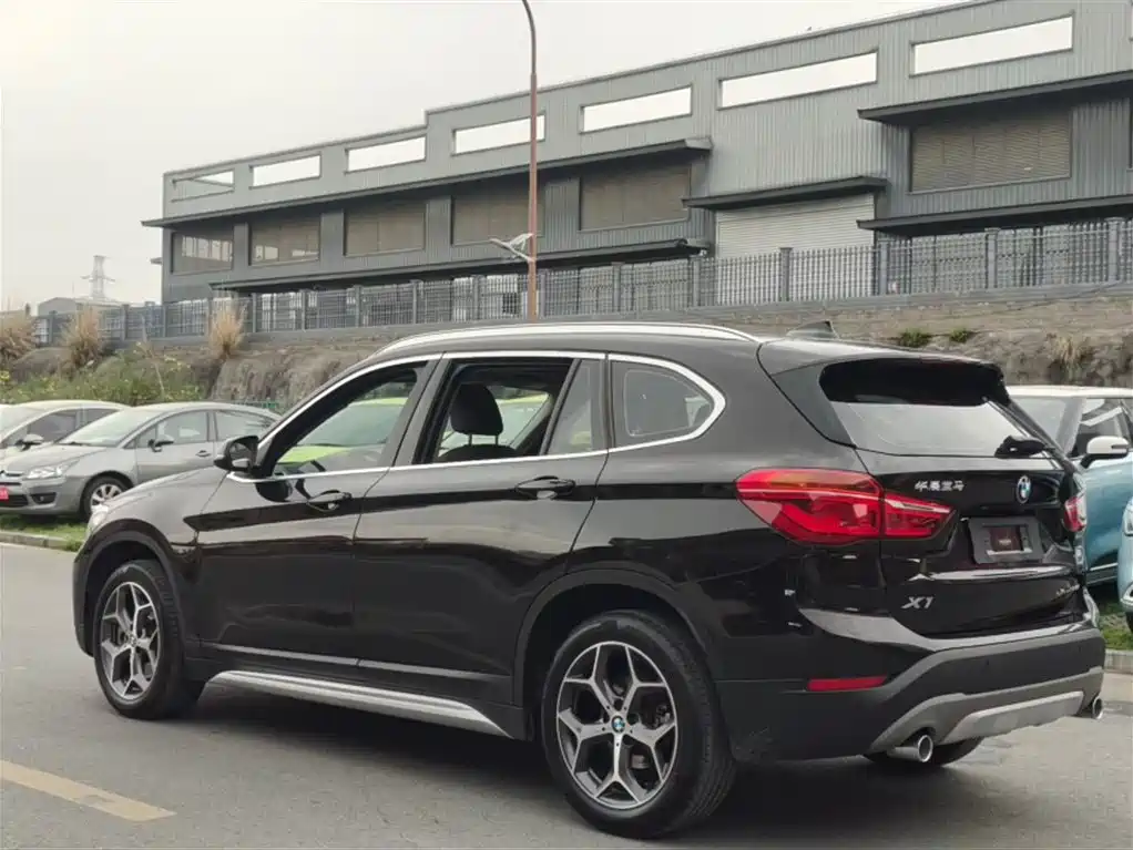 BMW X1 2019 — фото 15