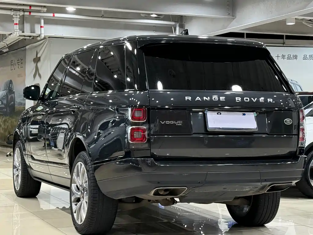 Land Rover Range Rover 2021 — фото 15