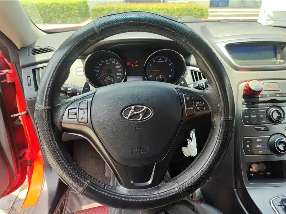Hyundai Genesis Coupe 2012 — фото 15