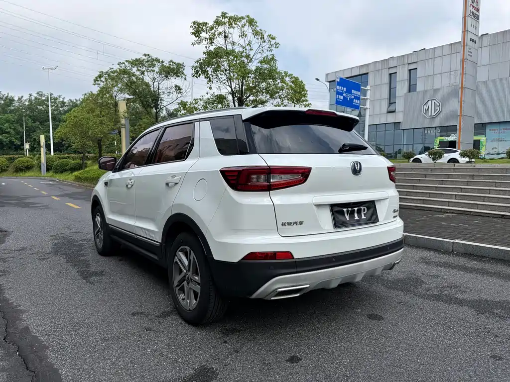 Changan CS55 2018 — фото 6