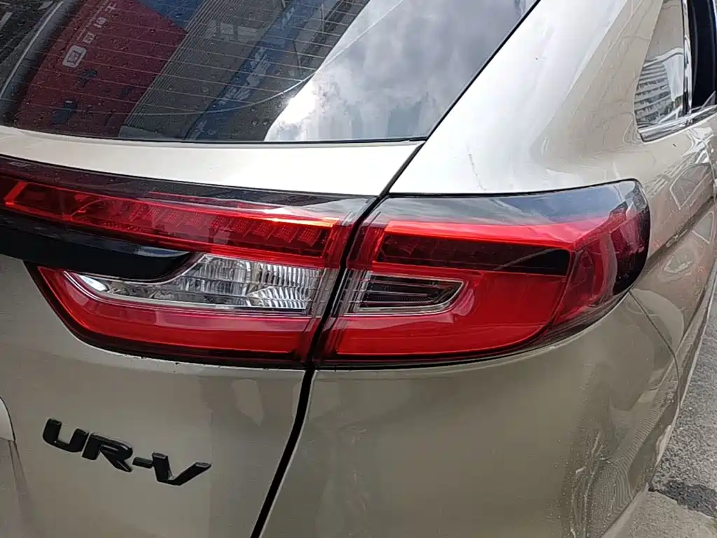 Honda UR-V 2018 — фото 8