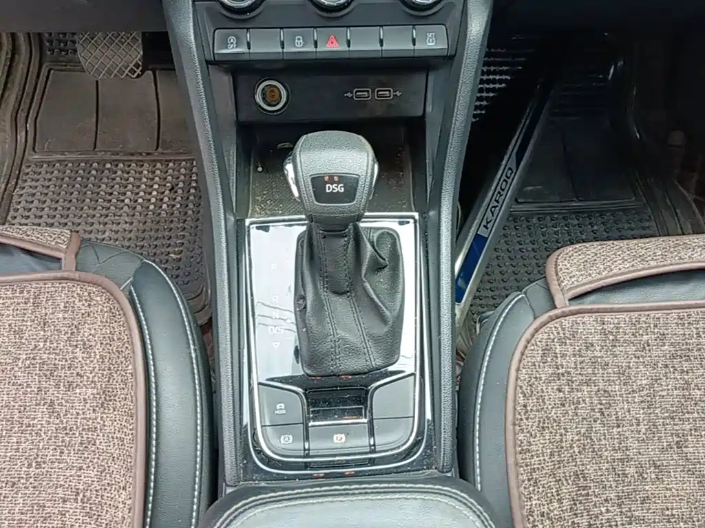 Skoda Karoq 2021 — фото 14