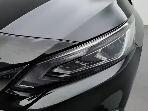 Nissan Teana 2022