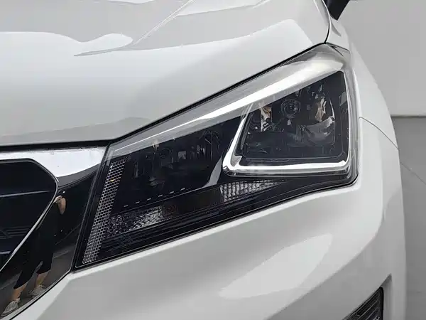 Changan CS15 2018