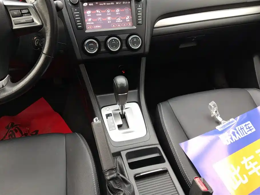 Subaru XV 2013 — фото 16